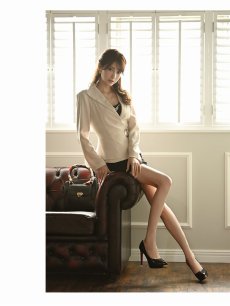 画像2: ※一部予約販売※キャバスーツ フォーマルスーツ ペプラム 膝丈スーツ 制服 ベージュ Belsia.LUX(S/M/L/XL)(ベージュ(M/L/XL/5月中旬)) (2)