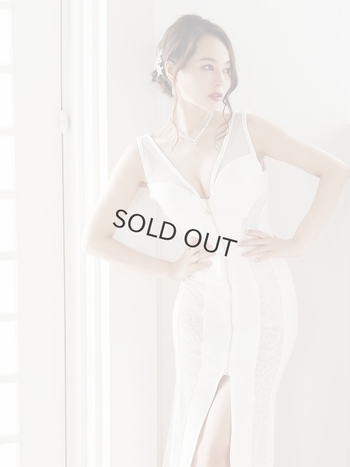 画像4: スリット キャバクラドレス ストレッチ マーメイド タイト Belsia(S/M/L/XL)(ブラック/ホワイト) (4)