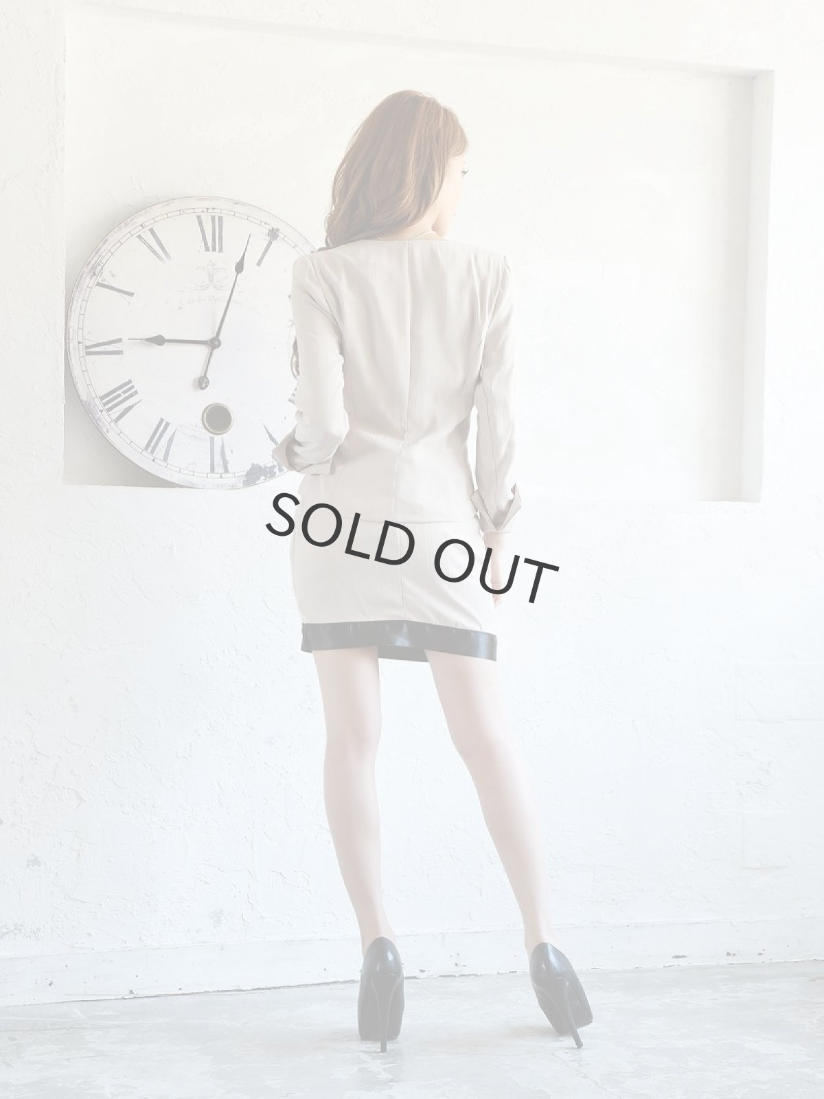 画像3: 大きいサイズ タイト コンパニオンスーツ スカートスーツ セットアップスーツ Belsia(S/M/L/XL)(ネイビー/ブラック/ベージュ) (3)