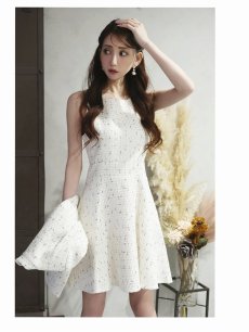 画像4: キャバスーツ 膝丈 ツイード フレア スーツ セットアップ Belsia(S/M/L)(ホワイト) (4)