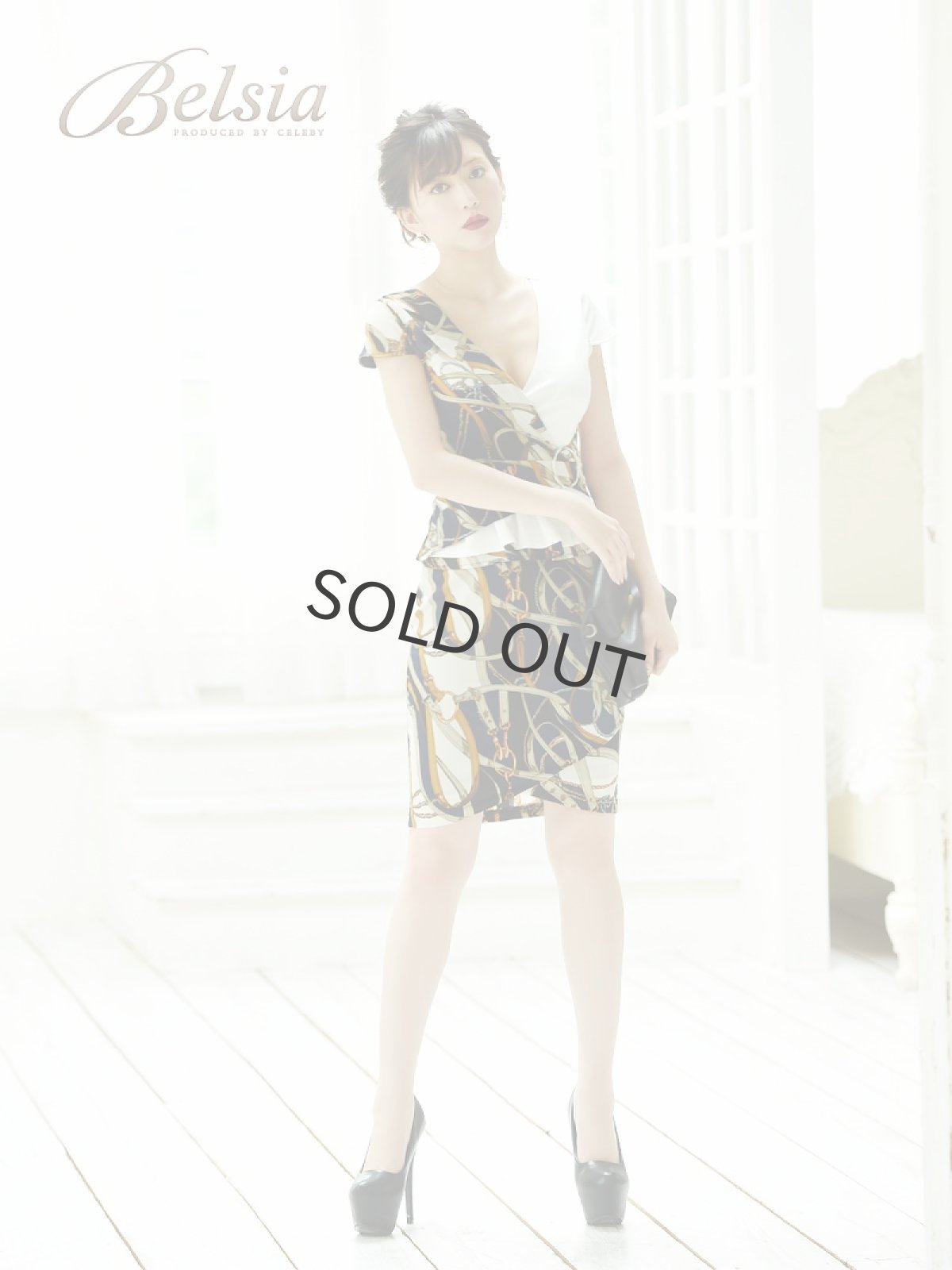 画像2: チェーン柄 トレンド タイト Vカット 袖付き Belsia(S/M/L)(ブラック/ホワイト) (2)