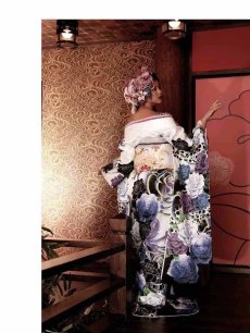 画像3: 着物 花魁 着物 和柄 振袖 薔薇 流遊(フリーサイズ)(ブルー) (3)