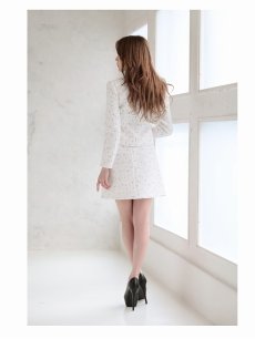 画像4: ジャケット 襟付き フォーマル ミニ丈 パールボタン Belsia(S/M/L)(ホワイト/グレー) (4)