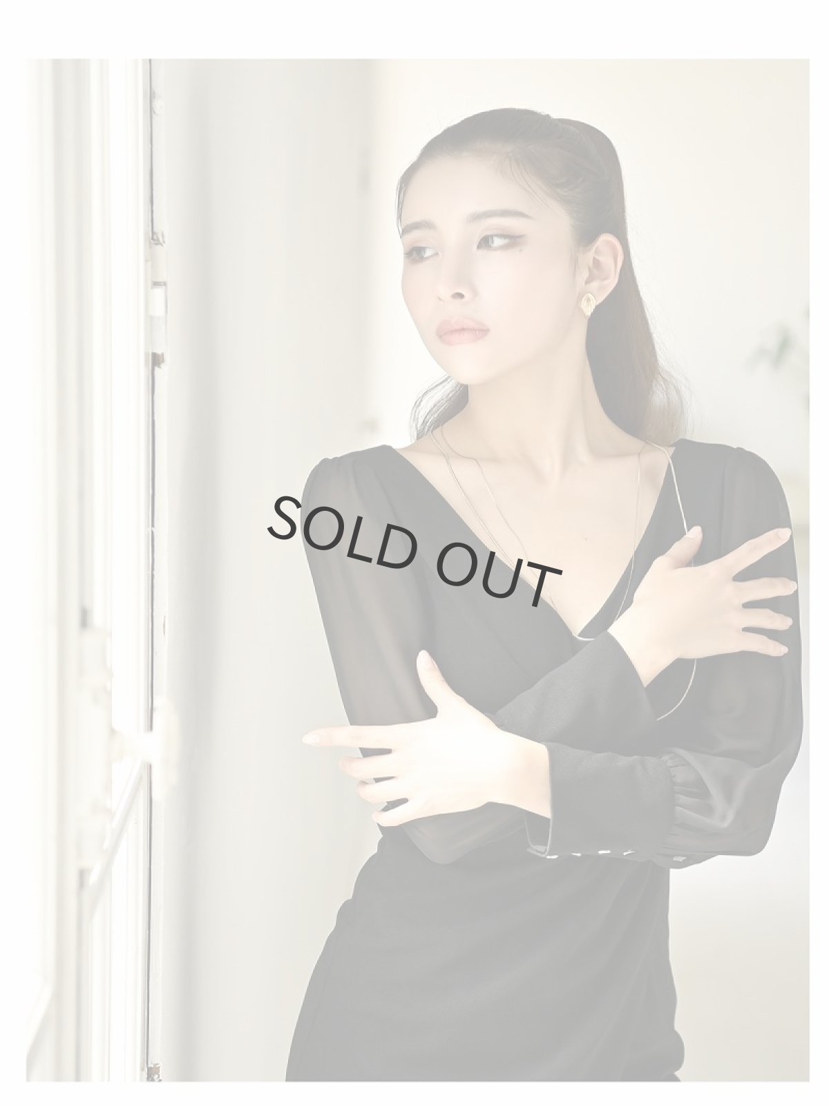 画像2: シースルー ワンカラー 長袖 膝丈 モノトーン DaysPiece(S/M/L/XL)(ホワイト/ブラック) (2)