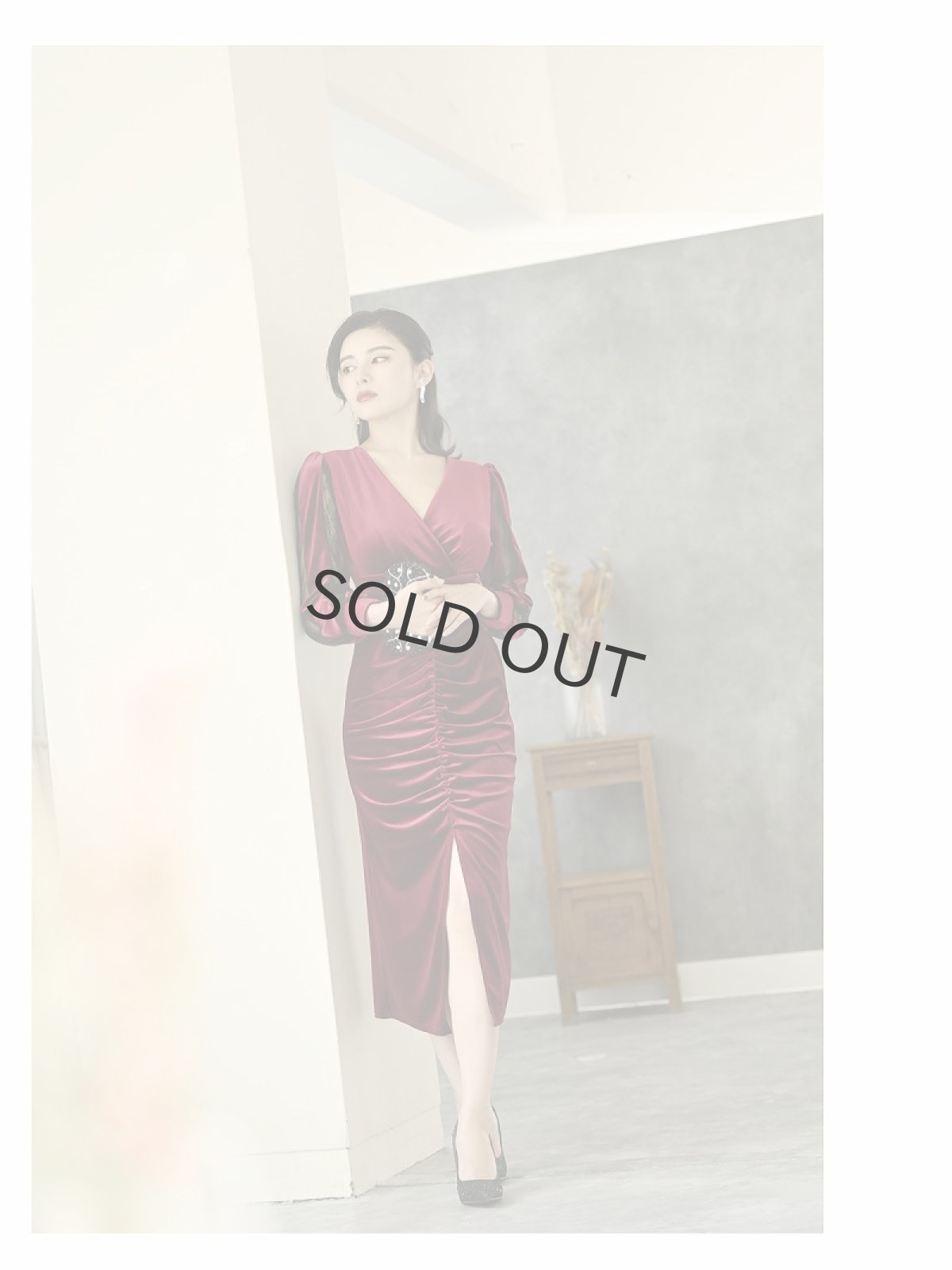 画像2: ベロア 袖付き 長袖 タイトドレス 膝下丈 DaysPiece(S/M/L)(ワイン/ブラック) (2)