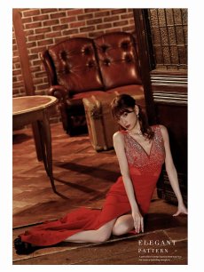 画像2: クリスマスドレス スリット 色気 パーティードレス キャバ嬢 Belsia(S/M/L)(ブラック/ホワイト/レッド) (2)