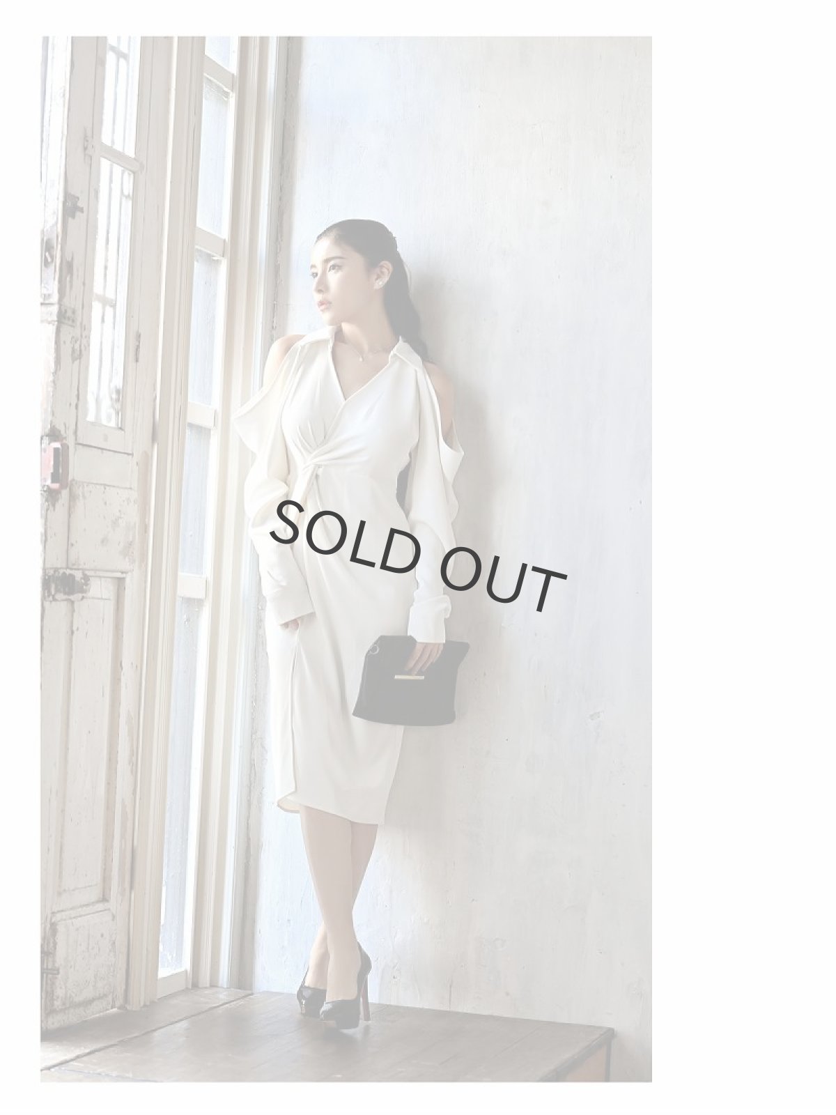 画像2: 袖付き 膝丈 パーティードレス 結婚式 韓国 DaysPiece(S/M/L/XL/XXL)(ブラック/アイボリー) (2)