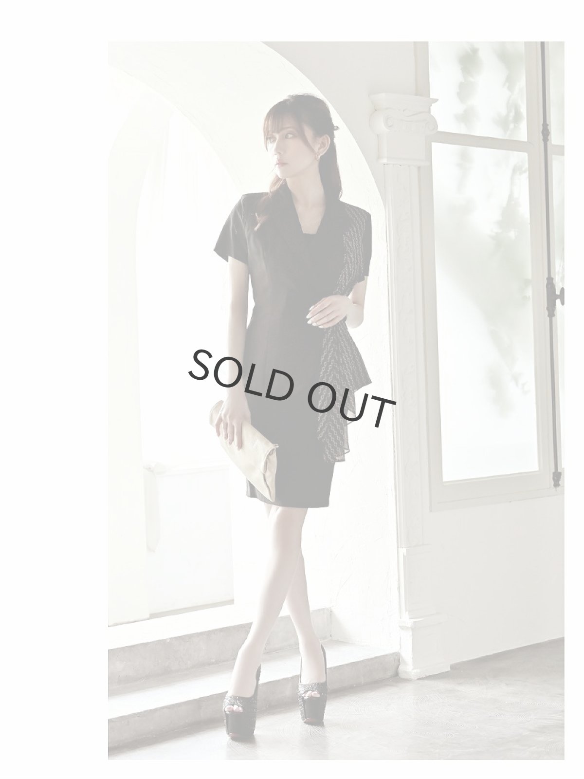 画像2: ※予約販売※キャバスーツ サマースーツ 半袖 XXL 大きいサイズ おしゃれ Belsia.LUX(S/M/L/XL(2L)/XXL(3L))(ブラック(12月上旬)) (2)