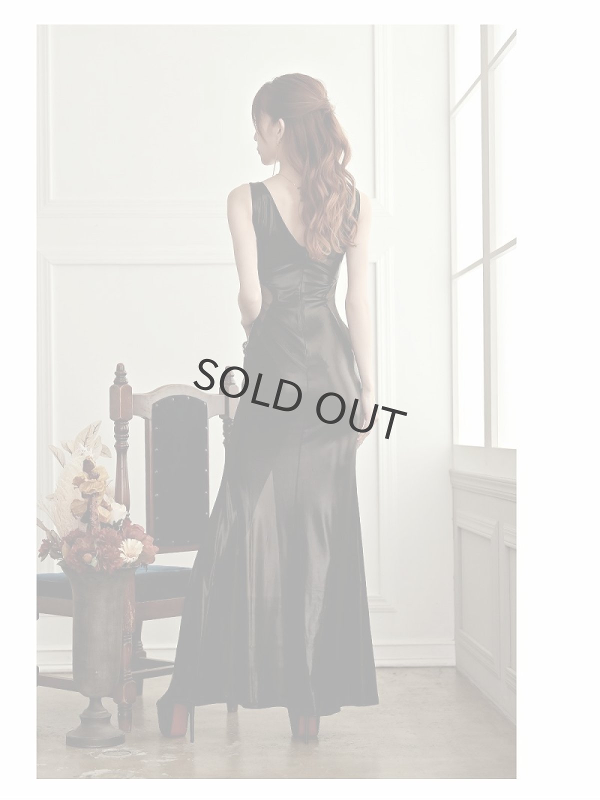 画像4: キャバドレス ロング 黒 スリット入り 立体花 豪華 光沢 Belsia(S/M/L/XL)(ブラック) (4)