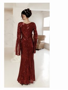 画像4: キャバドレス ロング フレア袖 マーメイド イベント 袖付きロング Vカット Belsia(M/L)(ワイン/ブラック) (4)