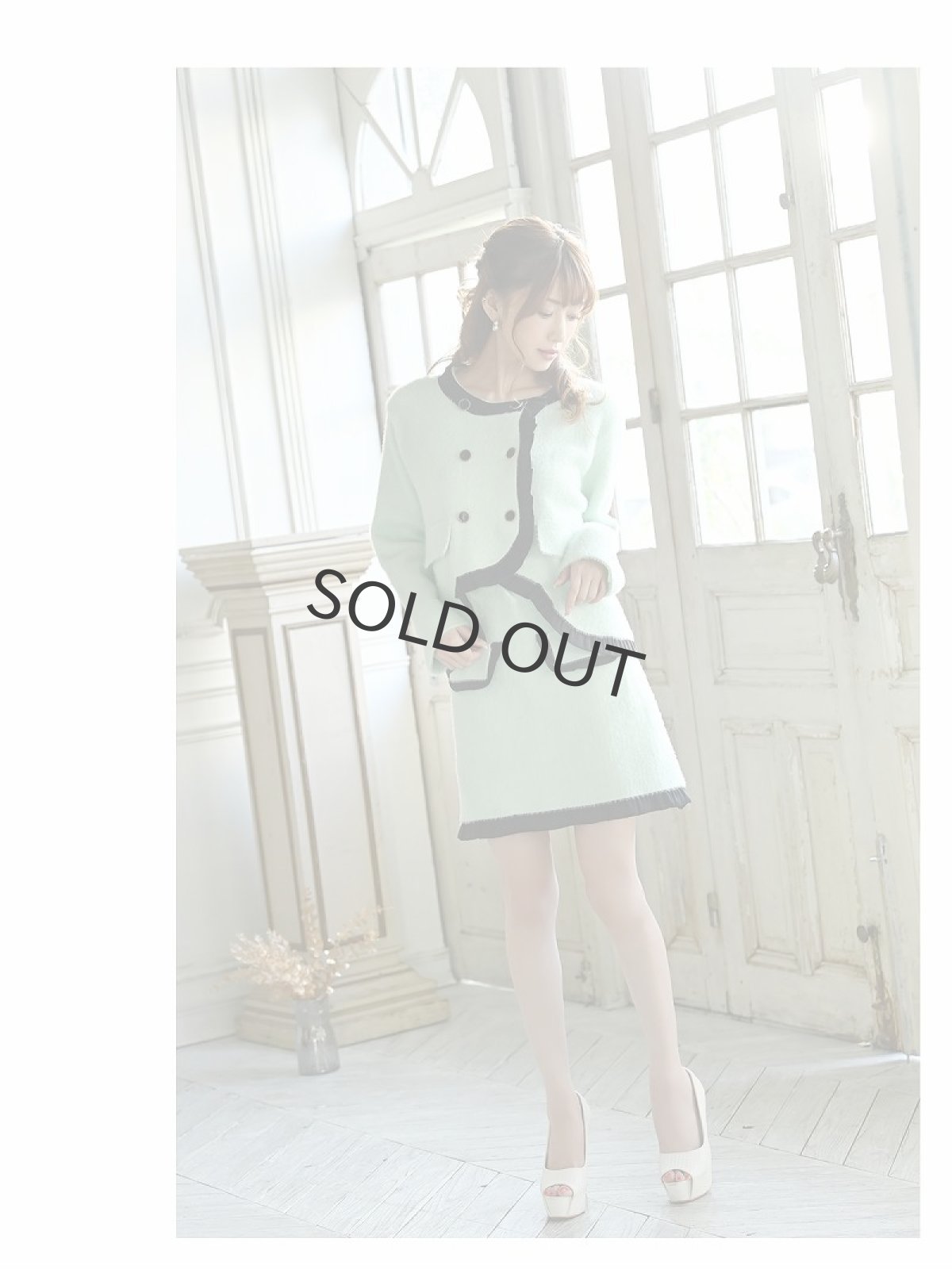 画像2: キャバスーツ ダブルジャケット ママスーツ アシンメトリー ナイトスーツ 可愛い Belsia(M)(ブラック/ホワイト/グリーン) (2)