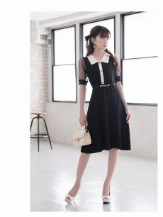 画像2: ワンピース キャバドレス 膝丈 バイカラー サマーニット パフスリーブ パフ袖 Belsia(M/L)(ブラック) (2)
