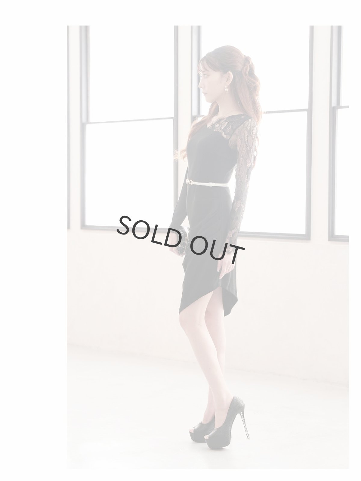 画像4: キャバドレス ミニ 袖付き アシンメトリー 長袖 レース袖 エレガント Belsia(S/M/L/XL(2L))(ブラック) (4)