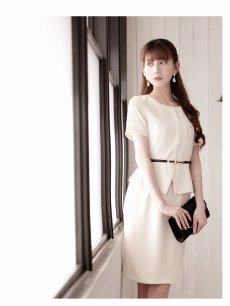 画像4: ※一部予約販売※ワンピース キャバドレス 3L 大きいサイズ 袖付き 半袖 ペプラム Belsia(S/M/L/XL(2L)/XXL(3L))(アイボリー/ネイビー) (4)