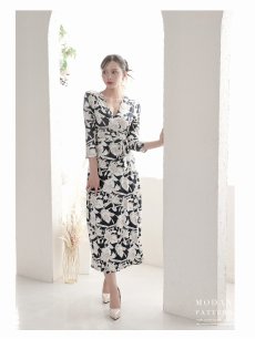 画像2: ワンピース キャバドレス 花柄 総柄 お出かけ ラップワンピース 上品 DaysPiece(S〜M/L〜XL)(ブラック/ネイビー) (2)