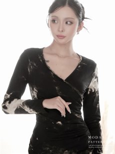 画像3: ワンピース キャバドレス タイダイ風 ストレッチ 長袖 膝丈 カシュクール DaysPiece(S/M/L/XL(2L))(ブラック) (3)