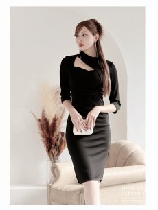 画像4: ワンピース キャバドレス アシンメトリー 七分袖 カシュクール風 控えめな露出で大人セクシー 黒ワンピース DaysPiece(S/M/L/XL(2L))(ブラック) (4)