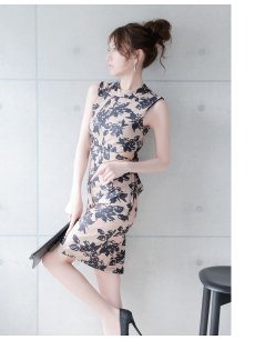 画像4: ワンピース キャバドレス ストレッチ 厚手で高級感 ウエスト肌見せ モノトーン 花柄 Belsia(S/M/L/XL(2L))(ベージュ) (4)