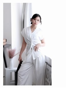 画像2: パンツセットアップ カシュクールトップス ドルマン ロング丈 ウエストくびれ ペプラム DaysPiece(M/L)(ホワイト/ブラック/グレー) (2)