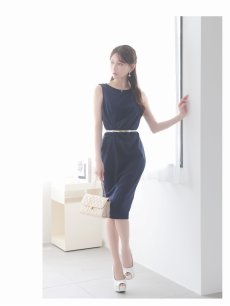 画像2: ワンピース キャバドレス ノースリーブ ウエストギャザー くびれ見せ ボトルライン ストレッチ Belsia(S/M/L/XL(2L)/XXL(3L))(ネイビー/ワイン/ブラック) (2)