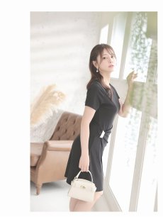 画像4: ワンピース キャバドレス ゴールドバックル ドレープ 袖付き ニットワンピース 上質 Belsia(S/M/L/XL(2L)/XXL(3L))(ブラック) (4)